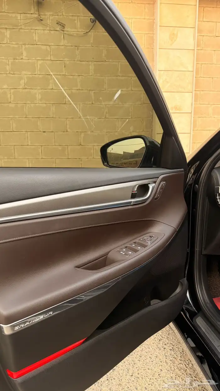 هيونداي ازيرا 2020 ( بنزين) v6 فل كامل 6