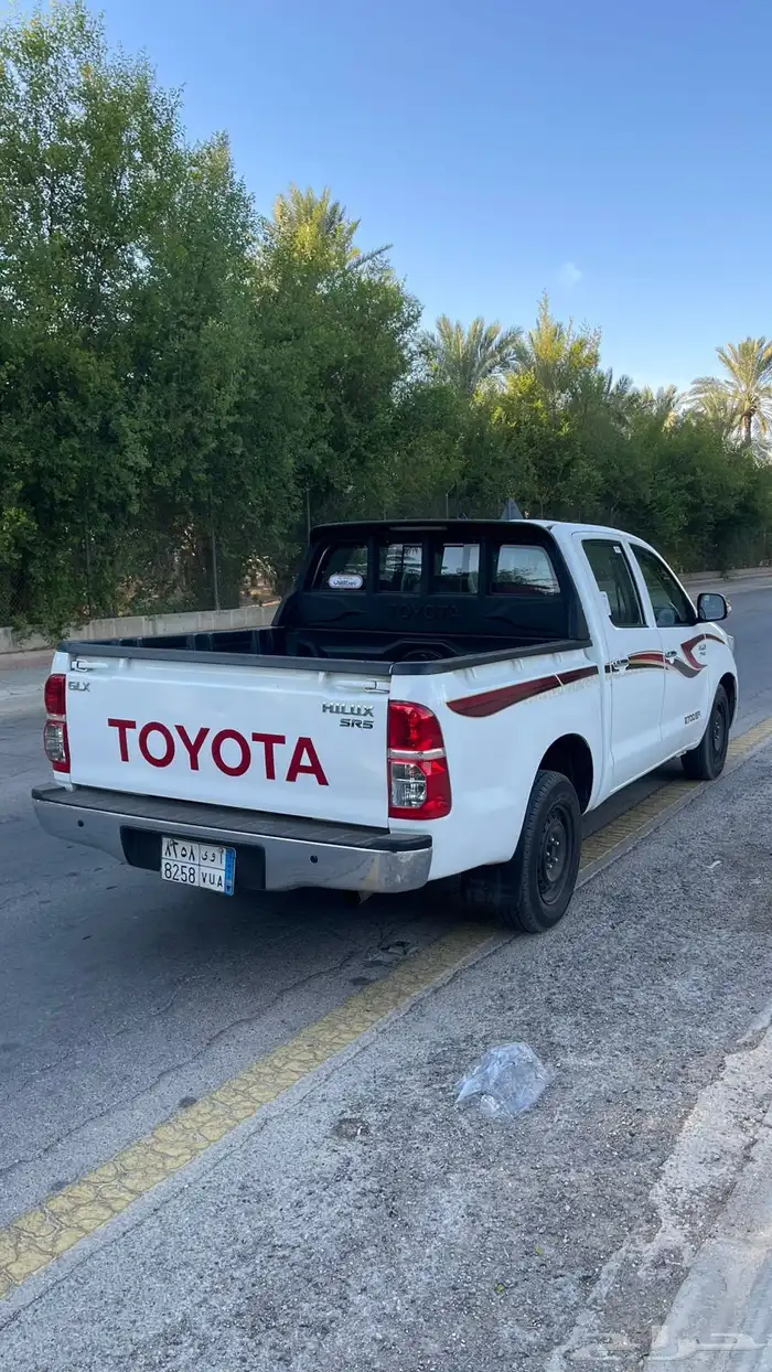 هايلوكس جي ال اكس 9