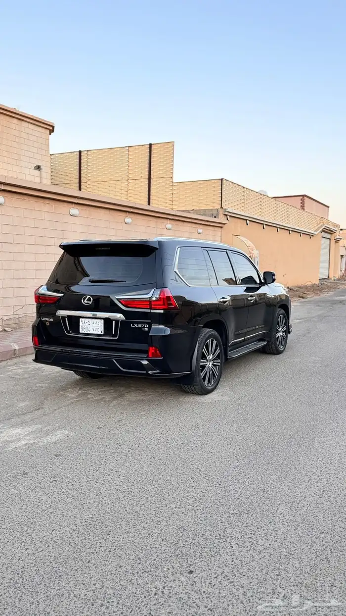 لكزس موديل 2019 7