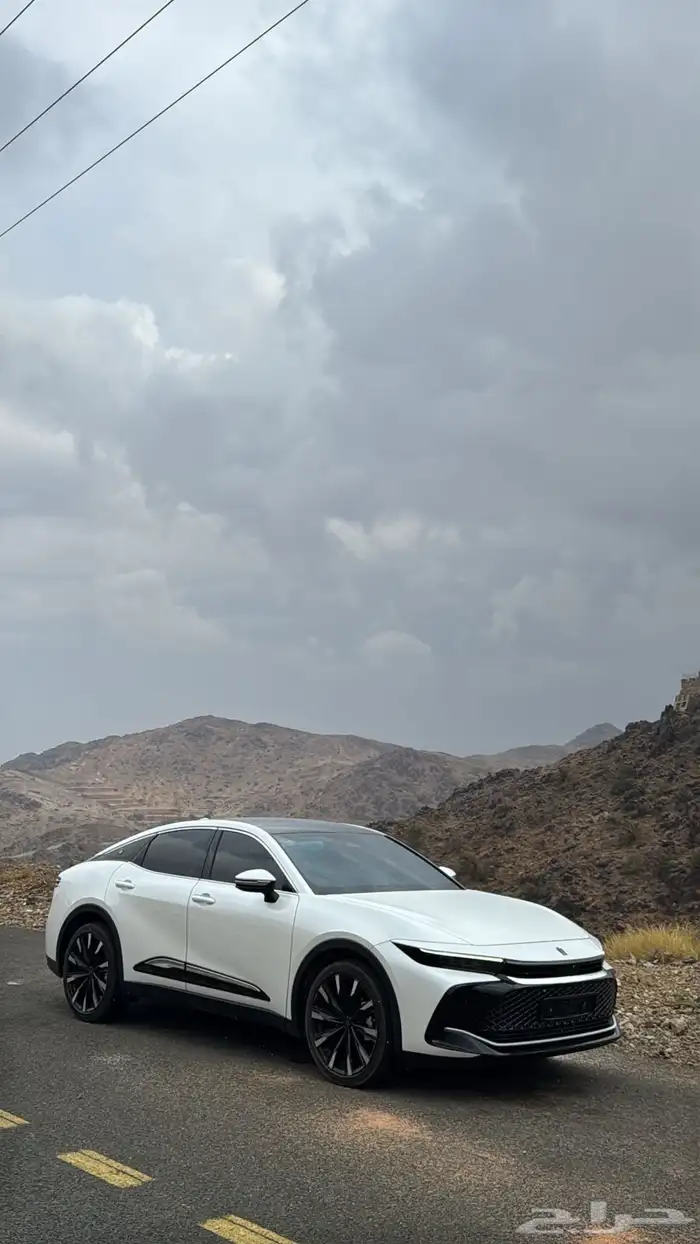 تويوتا كروان 2023 ماجستا 5