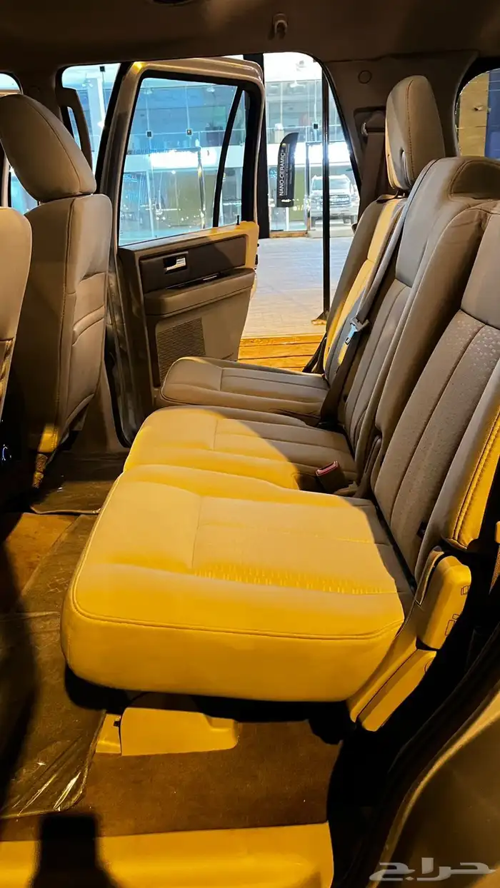 فورد اكسبيدشن 2013 نص فل قصير 20