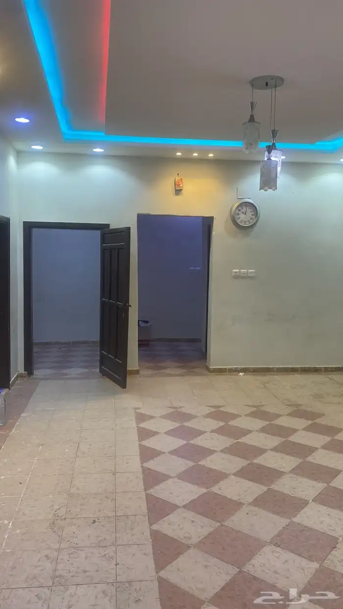 بيت للإيجار 4