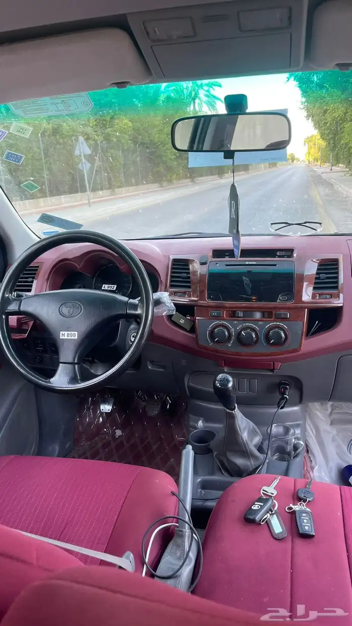 هايلوكس جي ال اكس 28