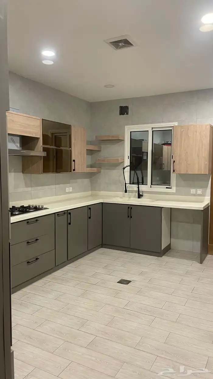 فيلا للإيجار 4