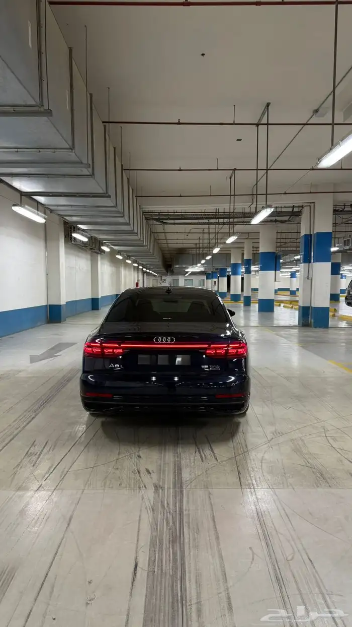 اودي A8L 9