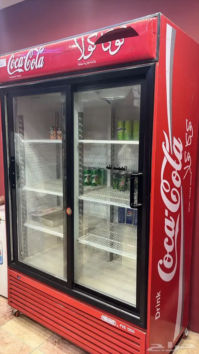 مطعم للتقبيل أو البيع الأغراض 14