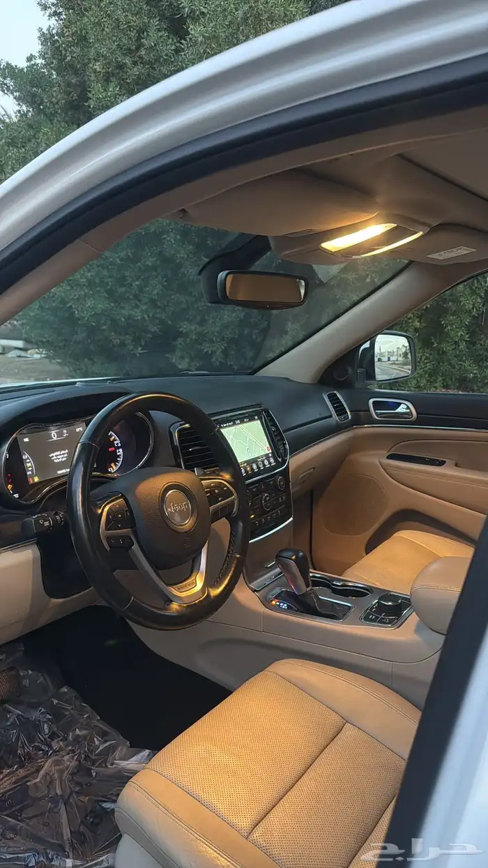 جراند شيروكي 9