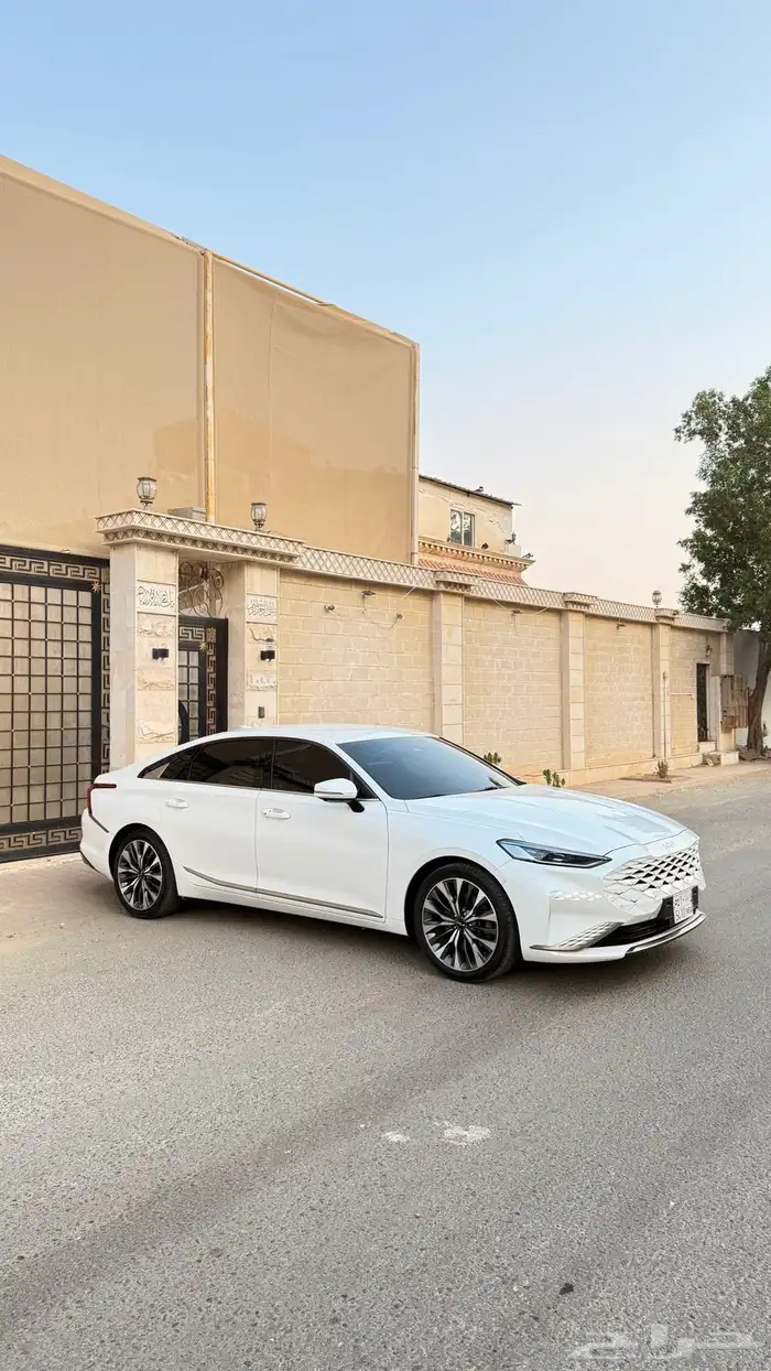 كيا K8 2022 ( بنزين) v4 فل كامل 2