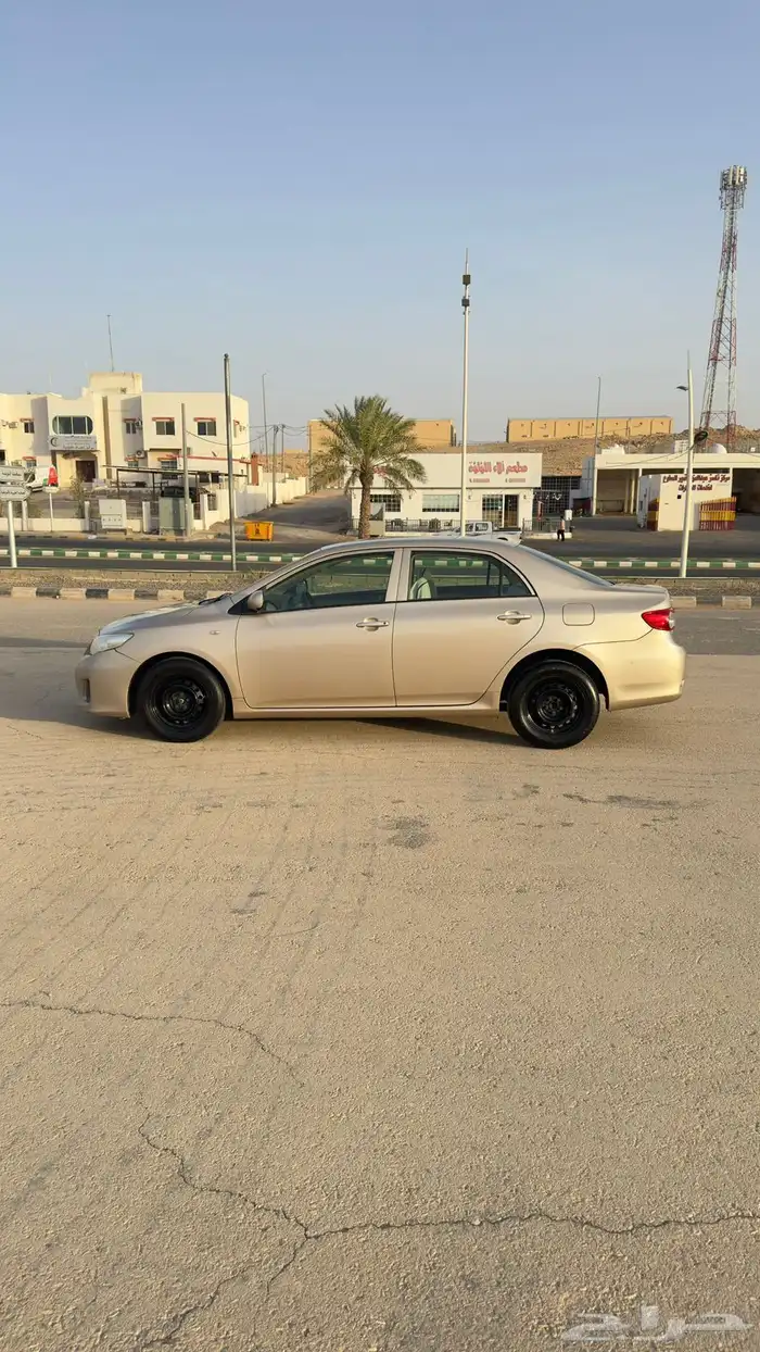 كورولا2013 1.6 4