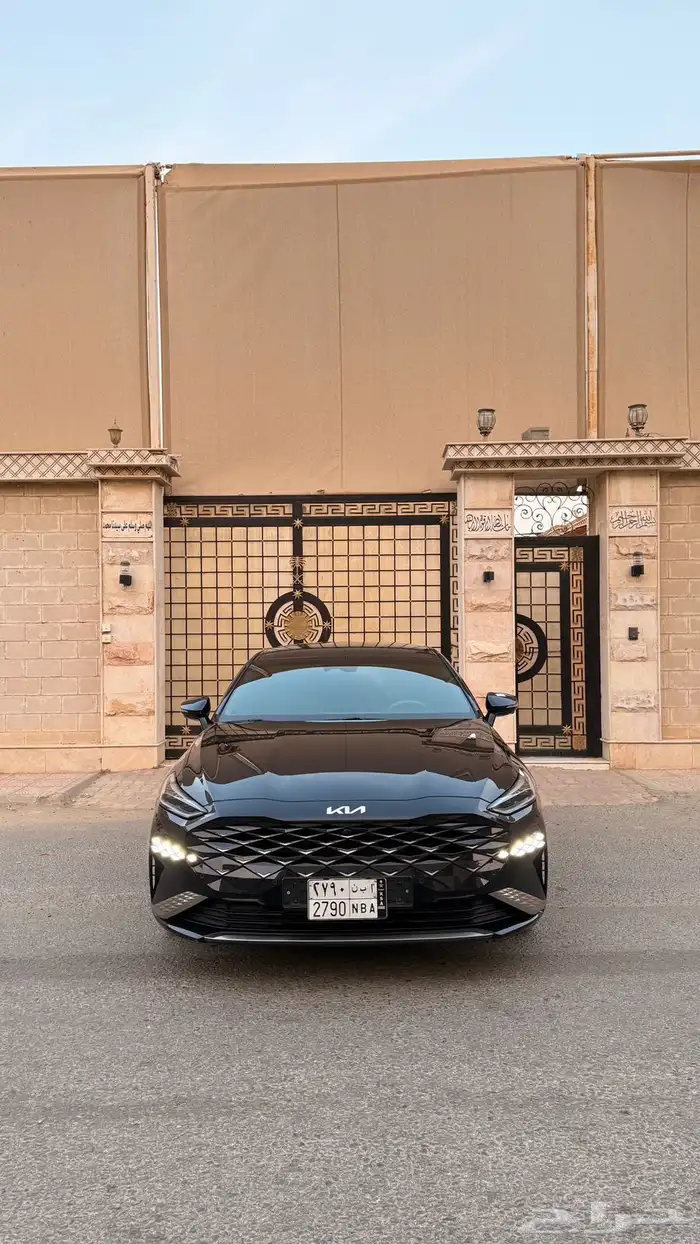 كيا K8 2022 ( بنزين) v6 فل كامل بحالة الوكاله 0