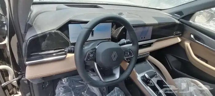 رينو كوليوس الجديدة iconic E4 دفع رباعي 2026 11