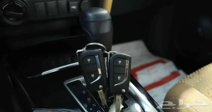 تتوفر فئات تويوتا فورتشنر لمبيعات البنوك ديزل بنزين بدون ربح 8