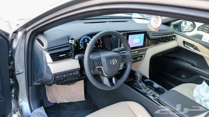 تويوتا كامري LE هيبرد وبنزين موديل 2025 كاش واقساط باقل سعر 9