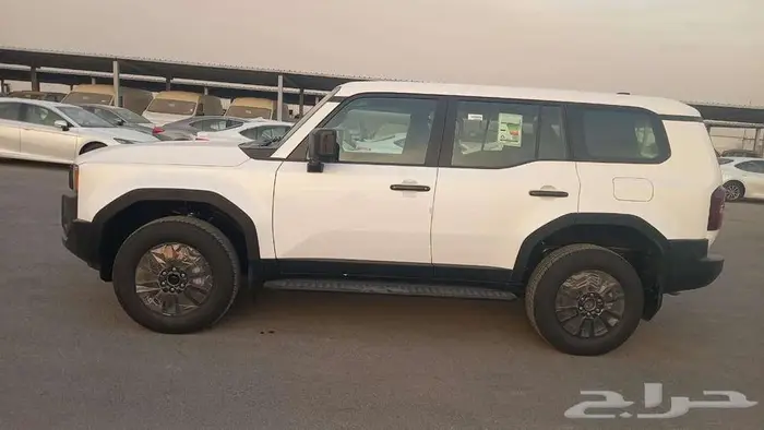 تويوتا برادو تي اكس 2 ابيض بنزين 2026 اقل سعر كاش واقساط 5