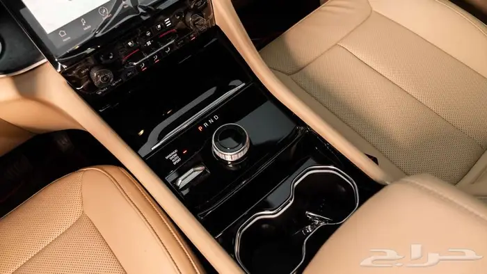 جيب جراند شيروكي 2023 اصفاار اقل سعر في هلا كار 10