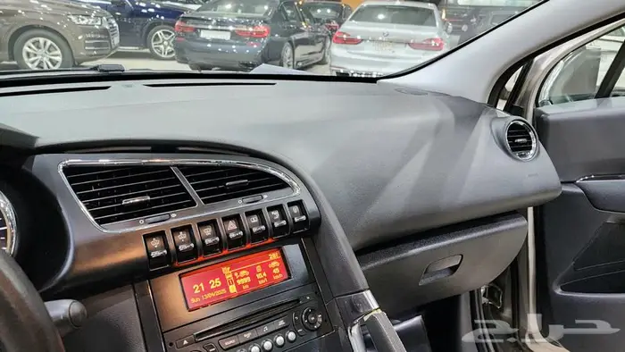 بيجو 3008 2015 11