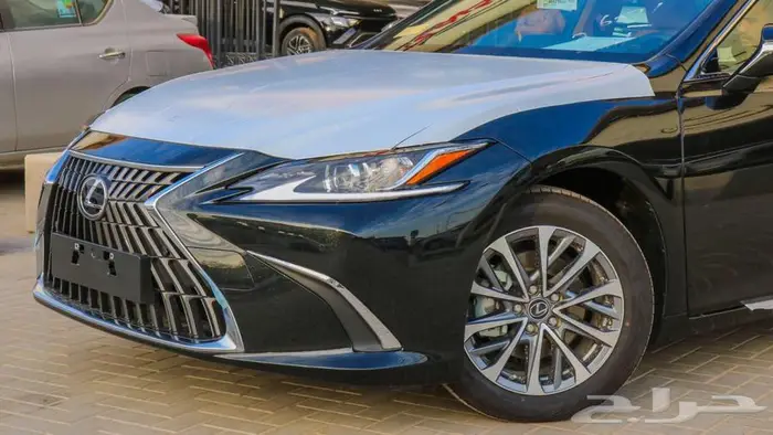 لكزس ES300AH 2025 كاش وتقسيط 9