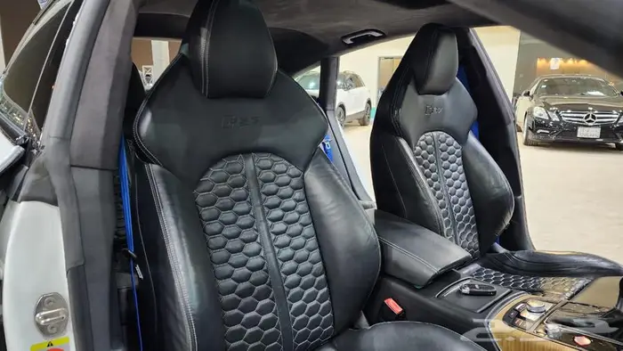 اودي RS7 2016 15