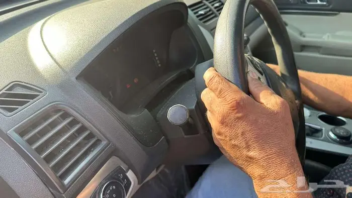 FOR SALE  2014 Ford Explorer   Immediate Sale 4