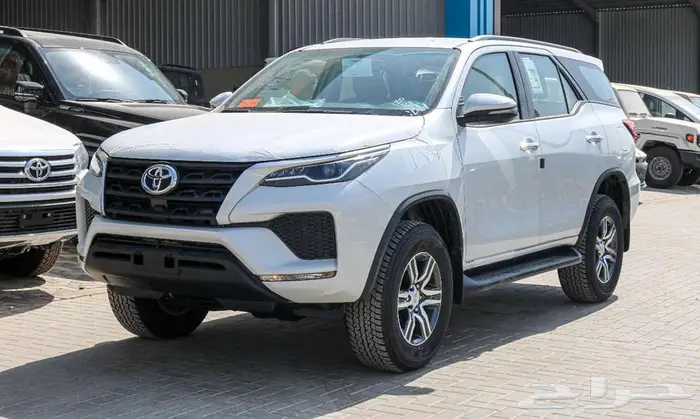 تويوتا فورشنر بنزبن وديزل دبل وبدون دبل 25 و 26 كاش واقساط 2
