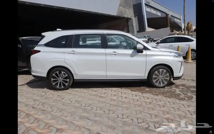 تويوتا فيلوز 2025 (رصاصي   رصاصي فاتح   ابيض ) 2