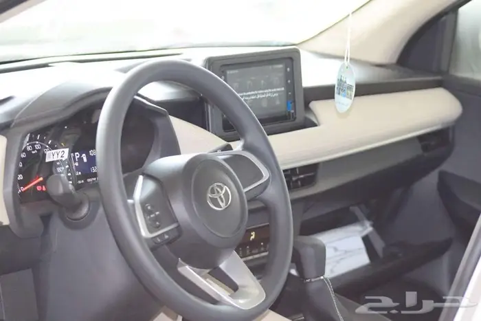 تويوتا يارس Y بنزين 2026 - عروض الأقساط 6