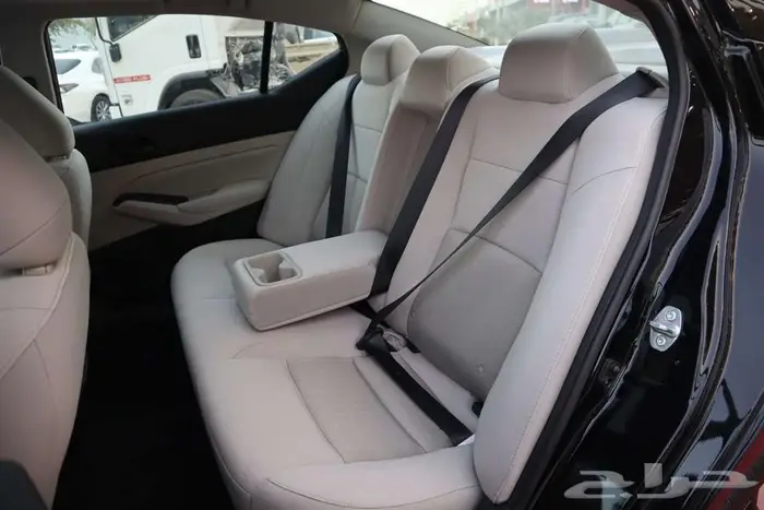 نيسان التيما نص فل SV موديل 2026 سعودي 18