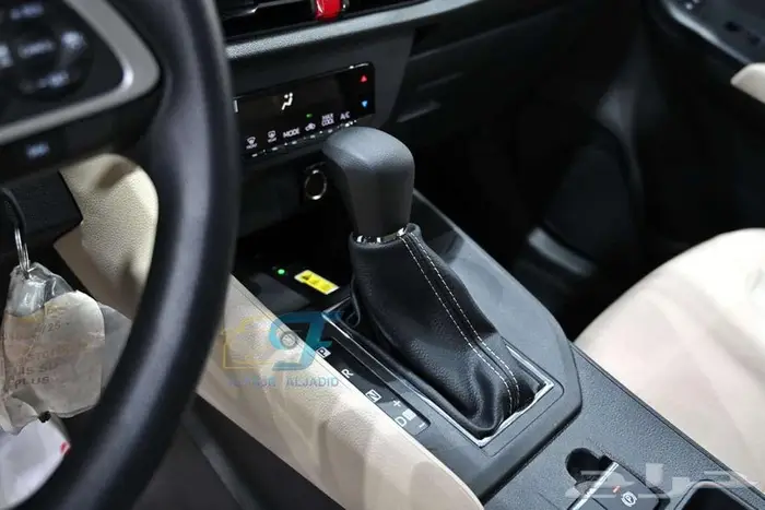 تويوتا يارس 2026 متوفر فئات بالنقد والتقسيط 13