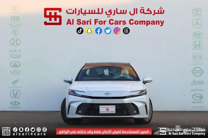 تويوتا كامري LE هايبرد 2025 16