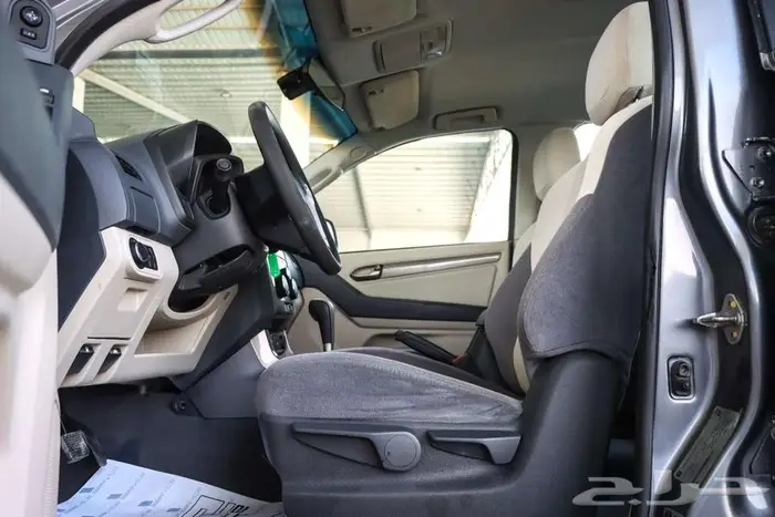 تريل بليزر 7مقاعد 2013 LT دبل 6