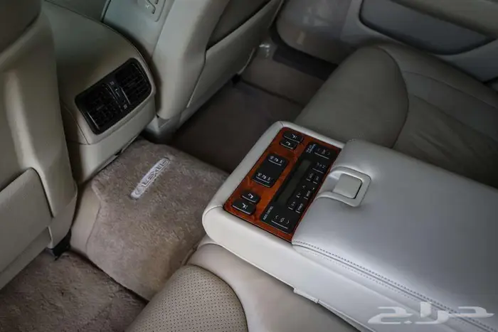 لكزس LS 430 فل كامل موديل 2002 16