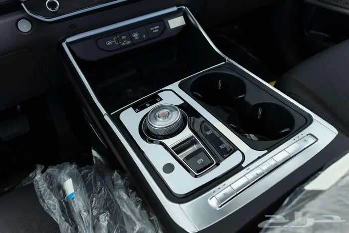 كيا كارنيفال نص فل 2025 9