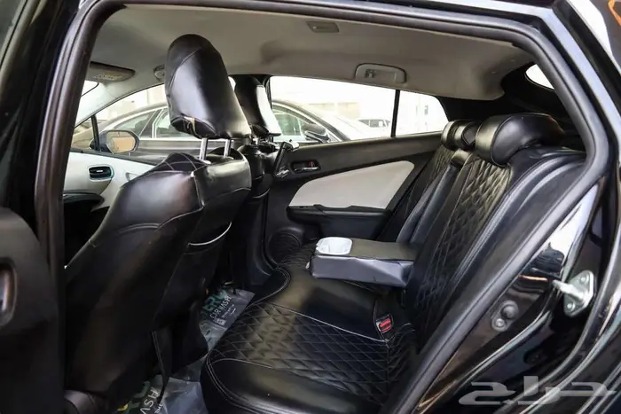 تويوتا بريوس هايبرد فل كامل موديل 2018 10