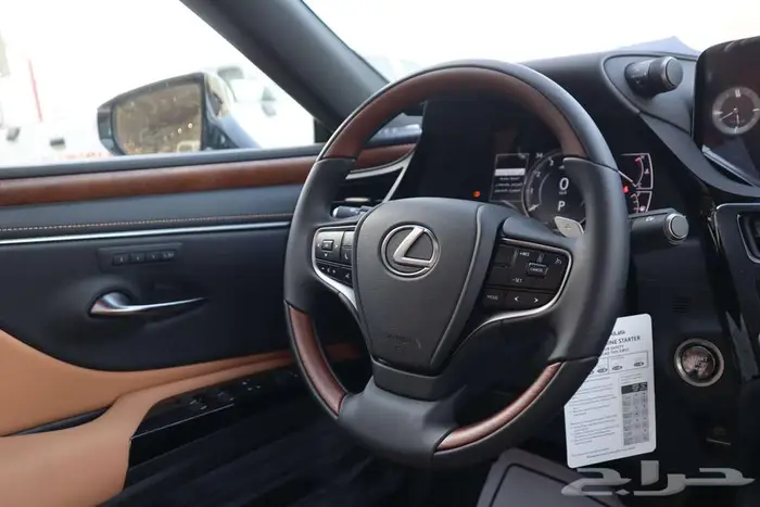 لكزس ES350 CC بريمي 2025 مبيعات البنوك فقط 11
