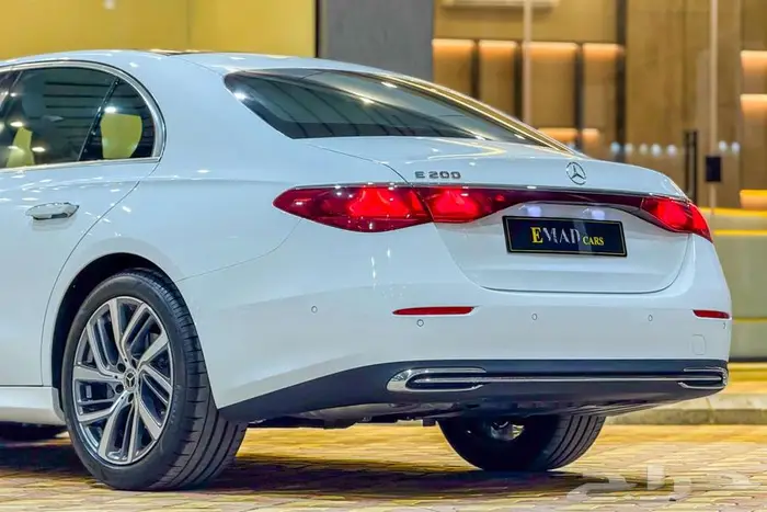 مرسيدس E200 2024 ابيض خليجي تحت الضمان 4