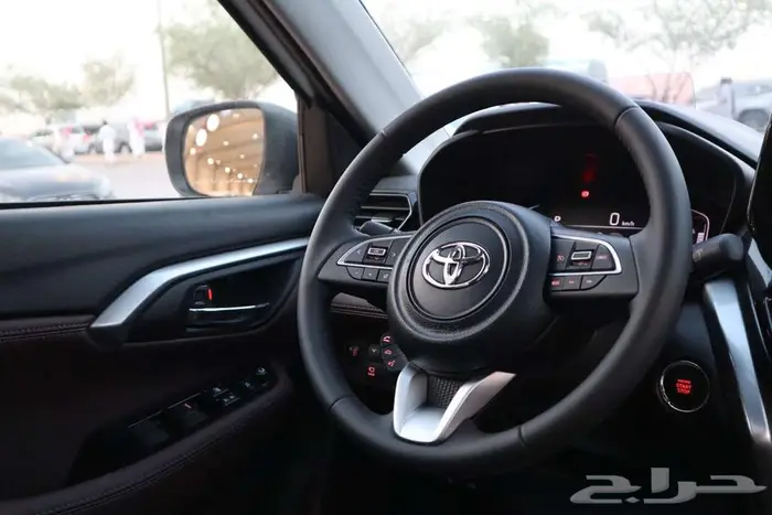 تويوتا اوربان كروزر فل وستاندر 2026 (هامش ربح 1.80) 10