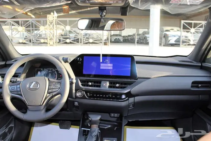 لكزس - UX300 خليجي هايبرد - 2025 - فل كامل-اقل سعر 8