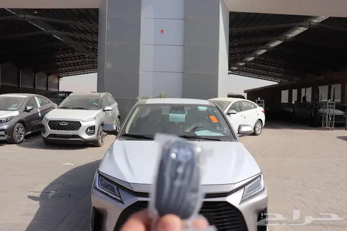 تويوتا يارس متوفر كل الفئات والالوان اقل سعر 9