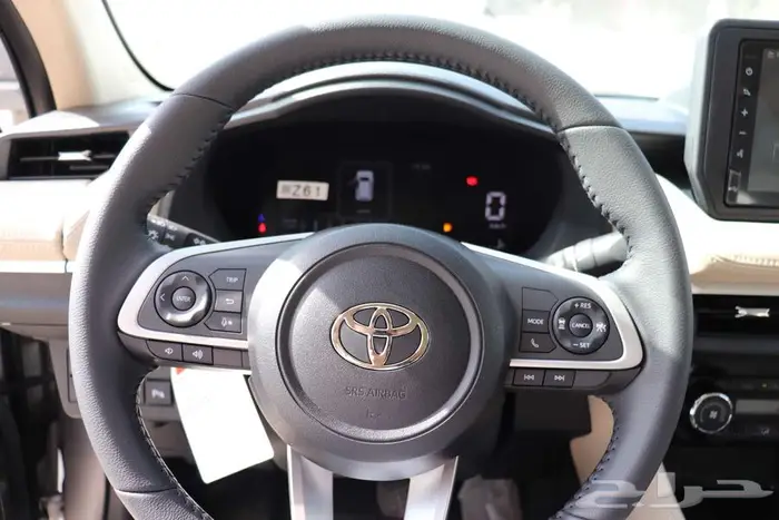 تويوتا يارس متوفر كل الفئات والالوان اقل سعر 14