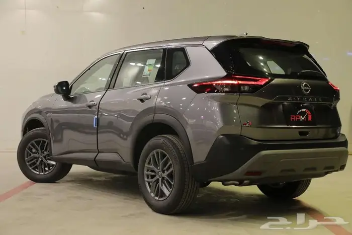 نيسان اكستريل ستاندر 5 او 7 مقاعد بدلا او بدون 2026 4