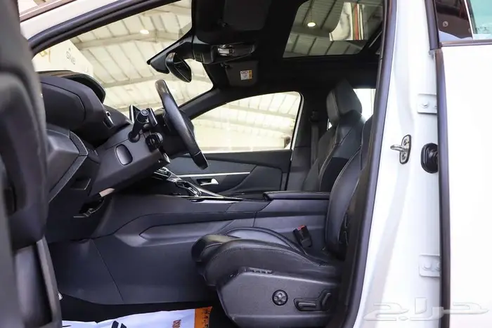 بيجو 3008 فل كامل موديل 2019 13