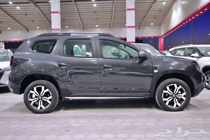 رينو داستر 2024 لدى شركة عبدالمجيد الخضر للسيارات 3