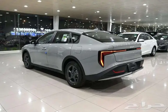 كيا K4 الفئه LX ماكينة 2.0 موديل 2026 13