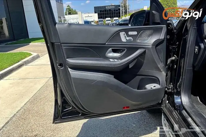 2024 مرسيدس GLS 450 12
