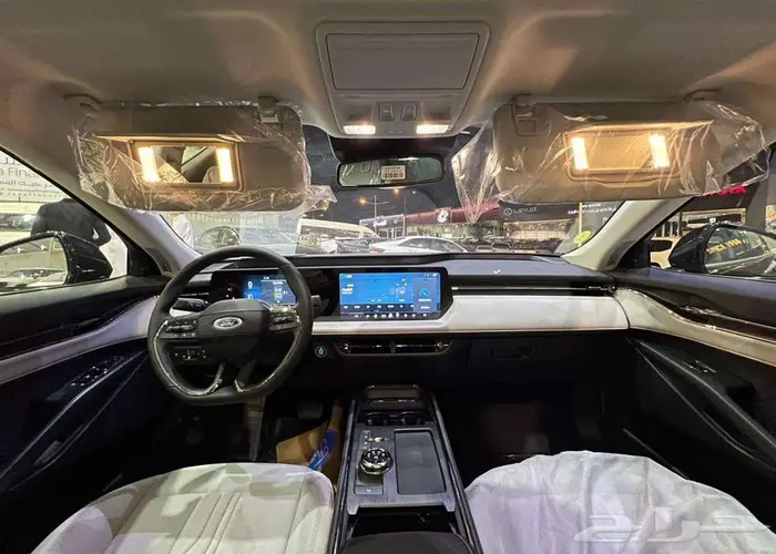 جديد فورد تورس تيتانيوم 2026 9