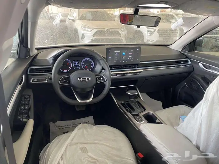 جيلي امجراند استاندر 2026 لون كحلي لدى الفريدي 3