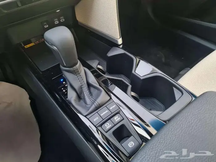 تويوتا كامري LE هايبرد 2025 - عروض الأقساط 46