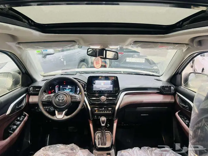 تويوتا اوربان كروزر فل 2026 8