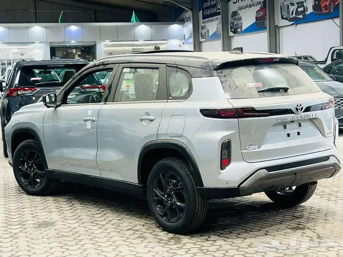 تويوتا اوربان كروزر فل 2026 4