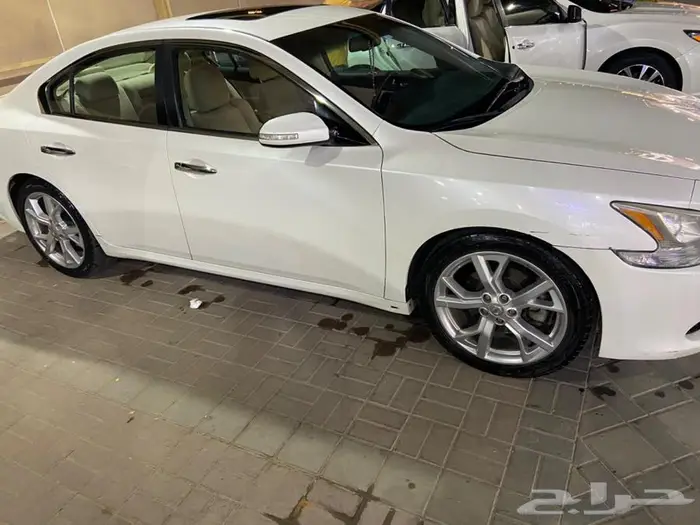 ماكسيما بحالة ممتازة للبيع من المالك الاول 2